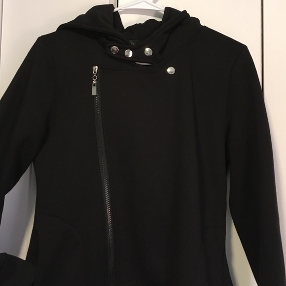 🌺Black Asymmetrical Cotton Zip Jacket🌺 - Picture 2 of 4