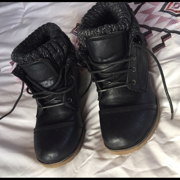 ✨Black Ankle Boots✨