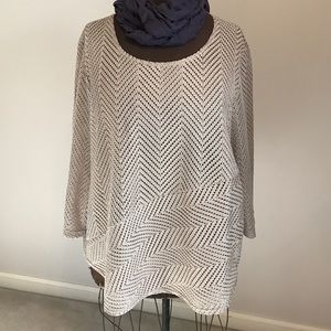 Gorgeous gold Chico's top