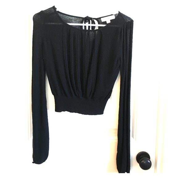 Long sleeve, black crop top