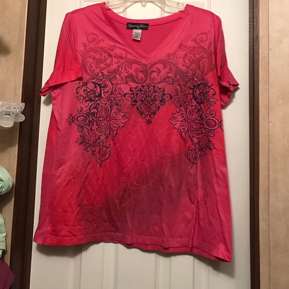 Appropriate Behavior women's top