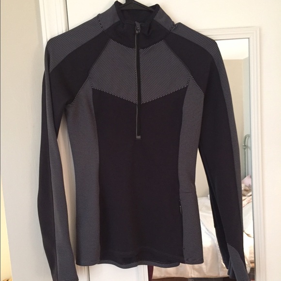 Athleta Quarter 1/4 Zip pullover black grey xxs
