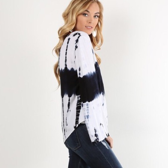 1DAYSALE Tie Dye Long Sleeve Top - Picture 2 of 4