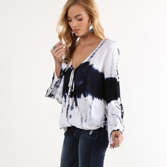 1DAYSALE Tie Dye Long Sleeve Top - Picture 3 of 4