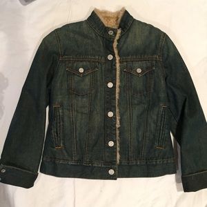 Gap jean jacket with fur lining