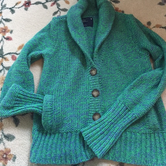 Bottom down sweater