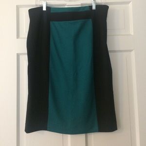 Black / green pencil skirt