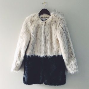 This listing is reserved for Victoria Hefner