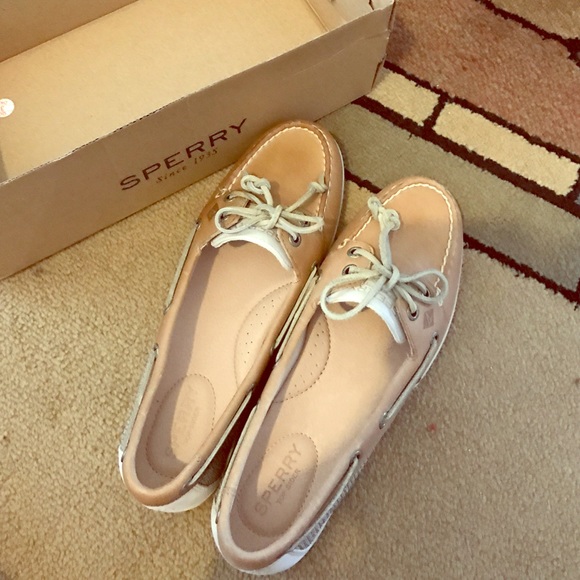 Brand New Sperry Topsiders! - Picture 1 of 3