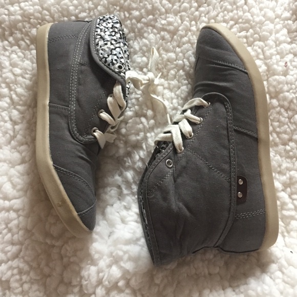 Call It Spring Aulani Sneakers