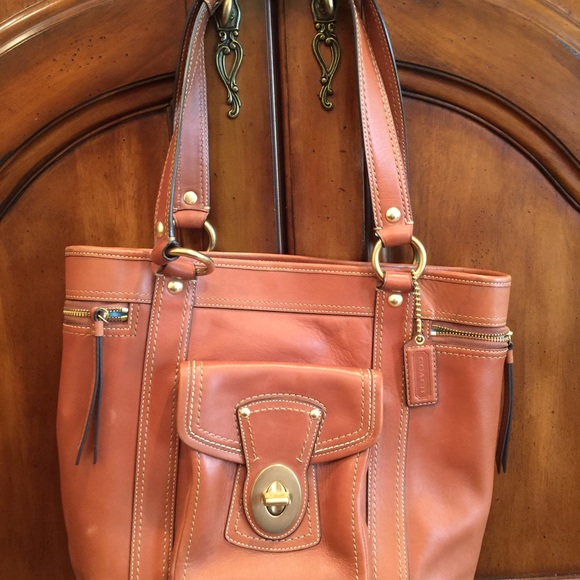 Brown Coach Leather Shoulder Bag