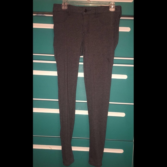 Gray American Eagle Super Stretch Jeggings