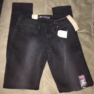 brand new black Levi's size 3