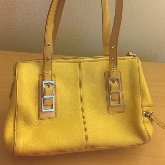 Beautiful soft Kenneth Cole leather