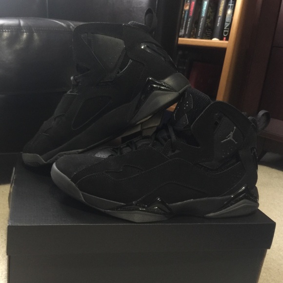Nike Air Jordan (Black)