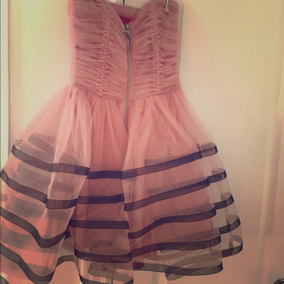 Betsey Johnson Party Dress - Picture 2 of 4