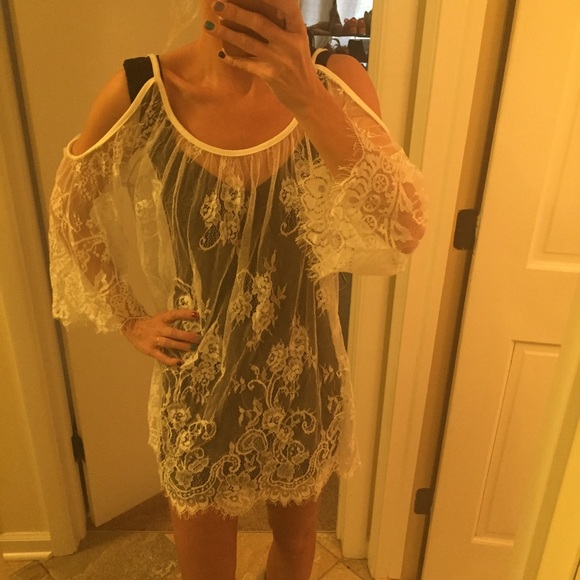 NWT white lace tunic or cover-up (1M LEFT!) - Picture 3 of 3
