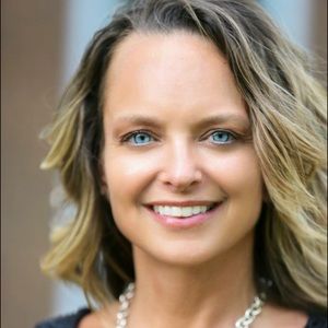 Meet your Posher, Lana