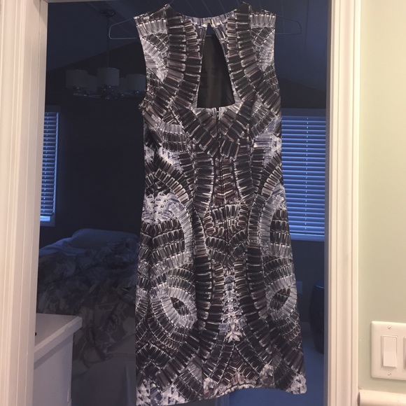 H&M bodycon dress with gem pattern - Picture 3 of 3