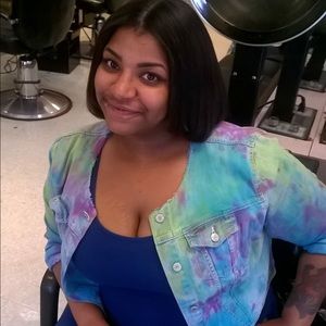 Meet your Posher, Kayla