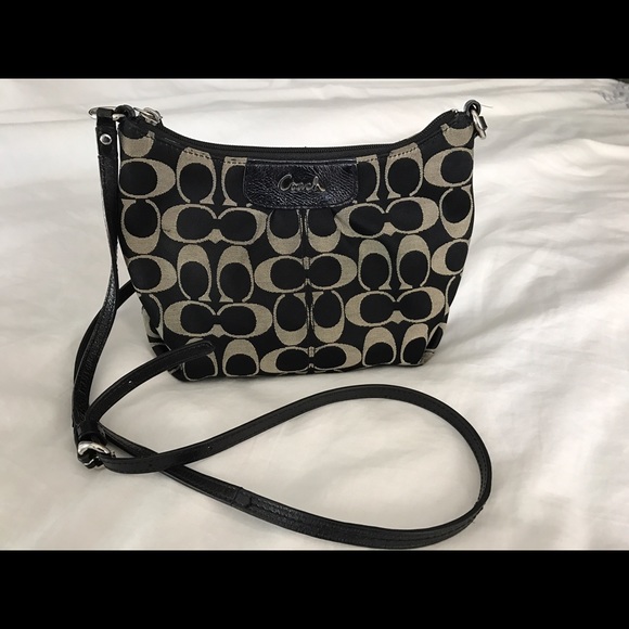 Coach Ashley Signature Swingpack