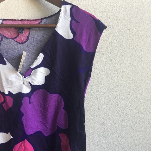 American Eagle Top - Picture 2 of 2