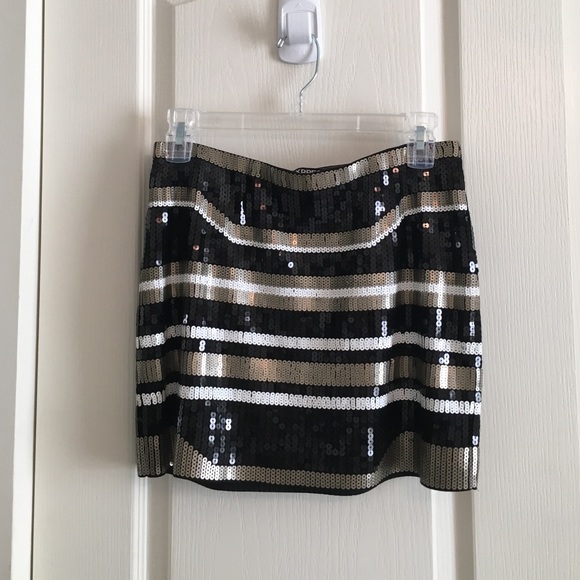 Sequins mini skirt