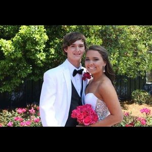 Meet your Posher, Jasmine