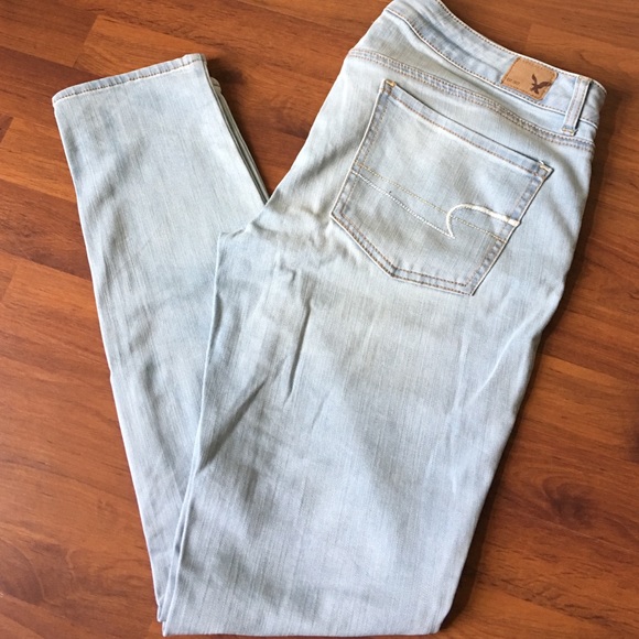 American Eagle Outfitter Jeans