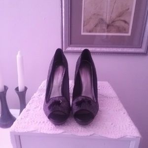 Grey Tweed Christian Sirano Peep-Toe Pumps