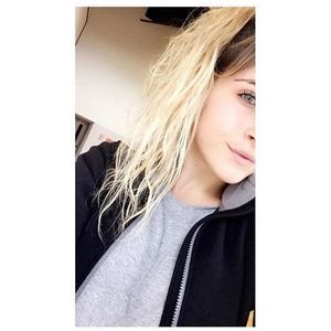 Meet your Posher, Eleonora