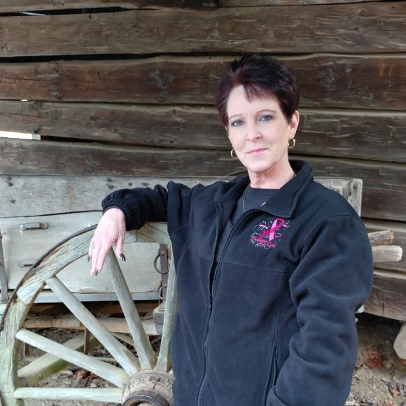 Meet your Posher, Vicky