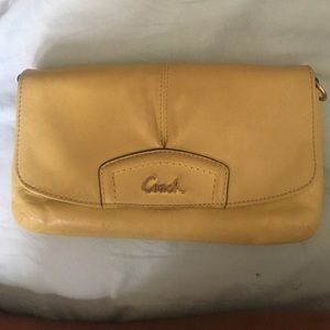 Coach wallet!!