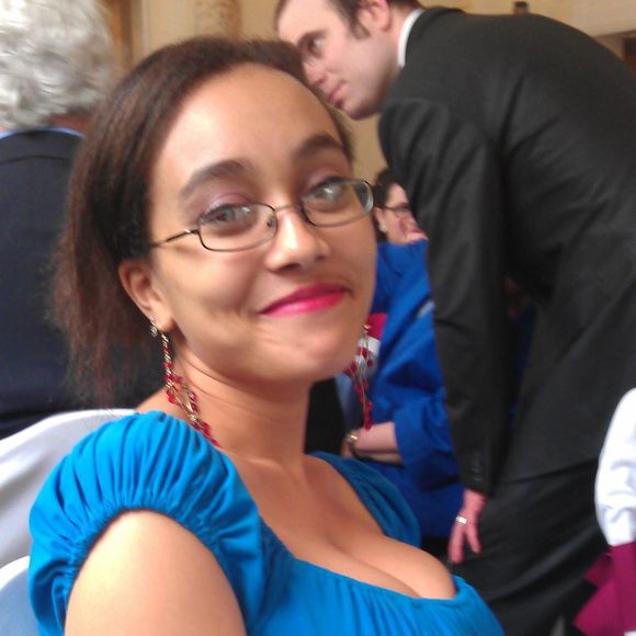 Meet your Posher, Kristine - Picture 1 of 1