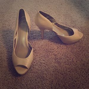 Fergalicious snake-skin nude peep toes