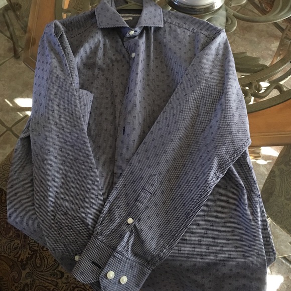 Perry Ellis Dress shirt SLIM FIT