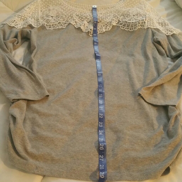 Cold shoulder - Picture 4 of 4