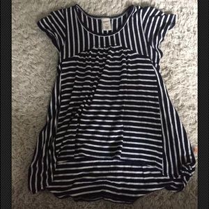 Navy and white Arizona jeans kids large tee