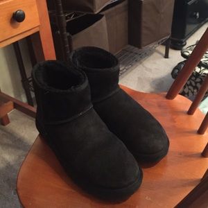Size 10 UGGS