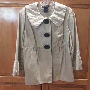 Button rain coat jacket
