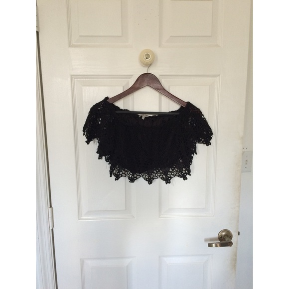 black lacy cropped blouse - Picture 1 of 2