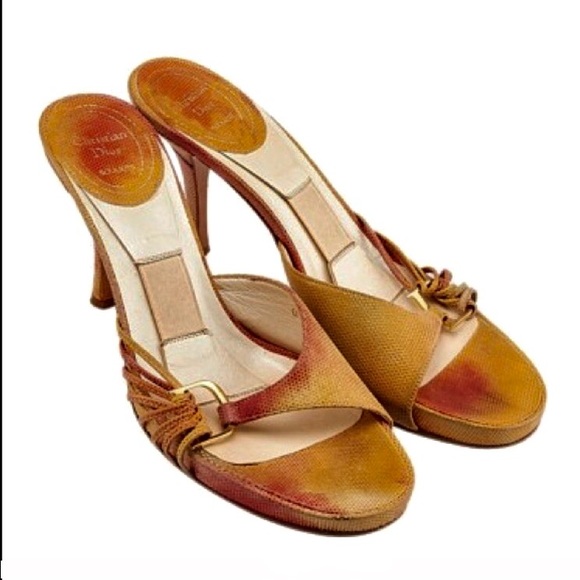 Gorgeous, Classic , Authentic Christian Dior Suede and Gold Kitten Mule Pumps - Picture 2 of 12