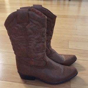 Brown Cowboy style boots
