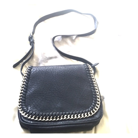 Urban Expressions Crossbody