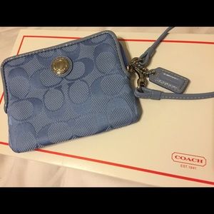 **BRAND NEW **COACH WALLET
