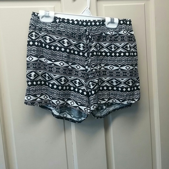Cute Girls Justice Shorts - Size 12