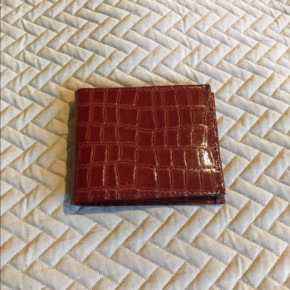 Croc leather bifold wallet, brand new