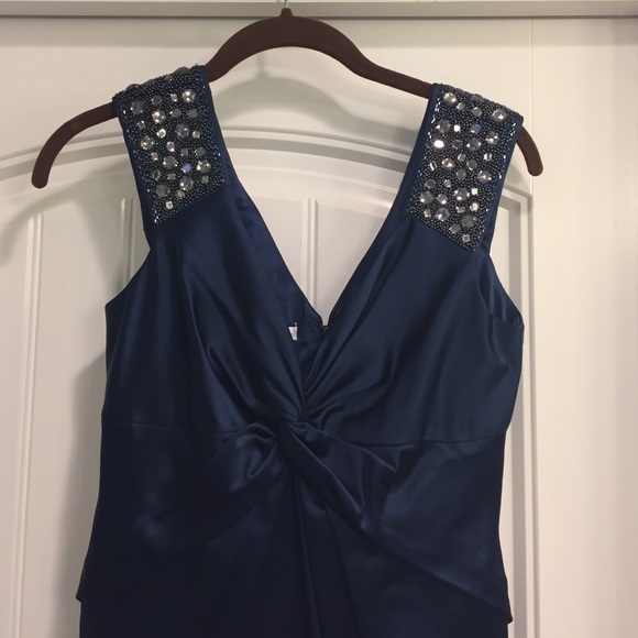 Maggy London Evening Dress - Picture 2 of 3