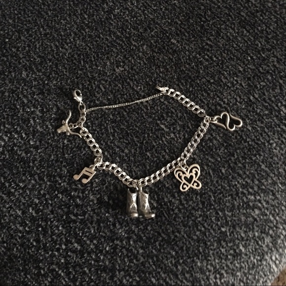 Charm bracelet