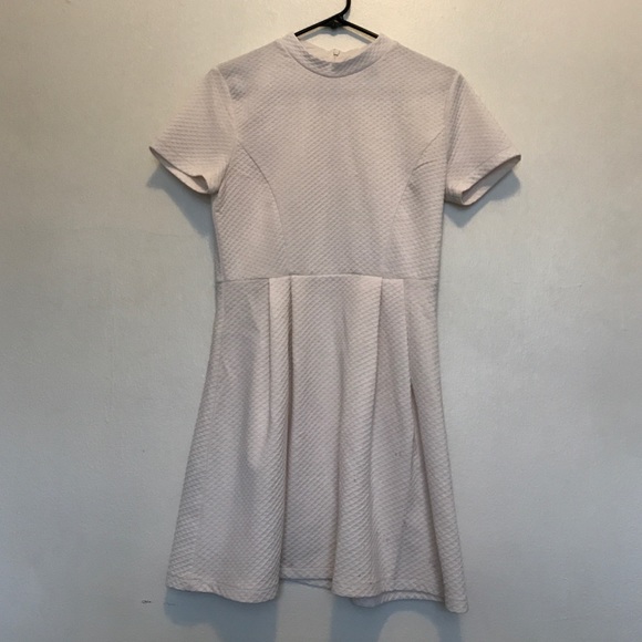 Forever21 stretchy white Mini